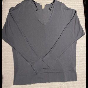 H and M lightweight sweater